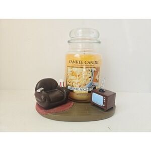 Yankee Candle Movie Night jar candle and base holder